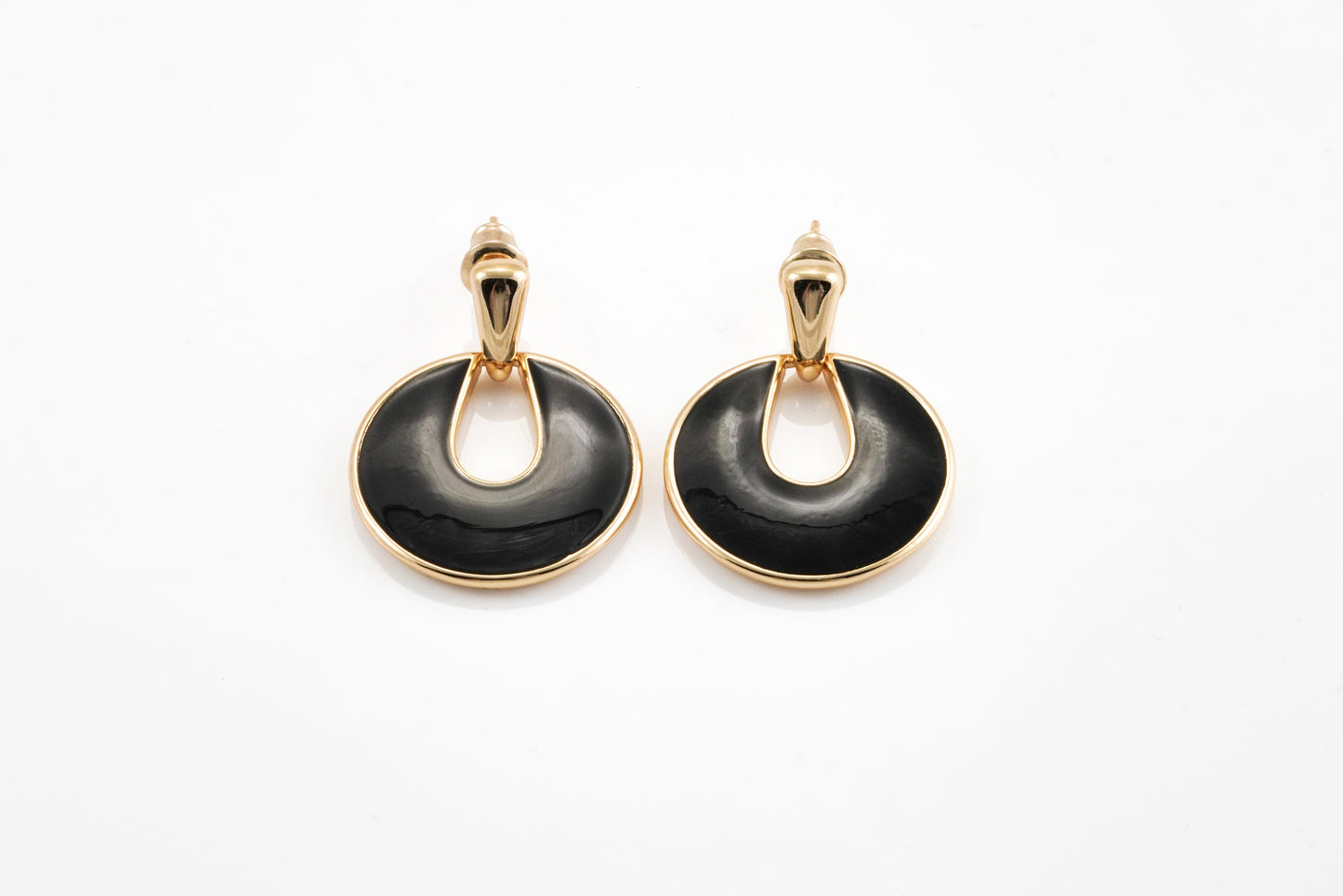 Gold-plated enamel earrings