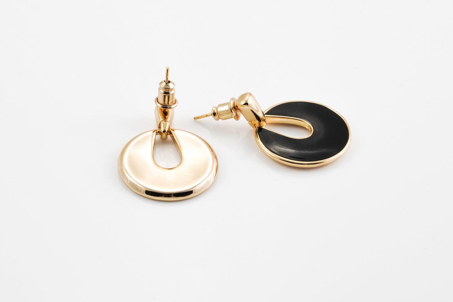 Gold-plated enamel earrings