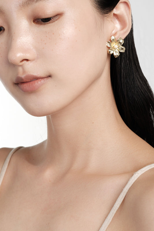 Pearl and Flower Gold-Plated Earrings